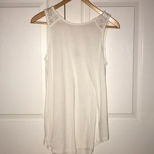 White Old Navy tank top